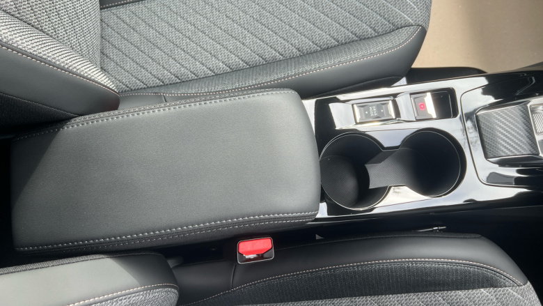 Peugeot 208 1.2 Hybrid 110 Allure 5dr e-DSC6 Petrol Hatchback